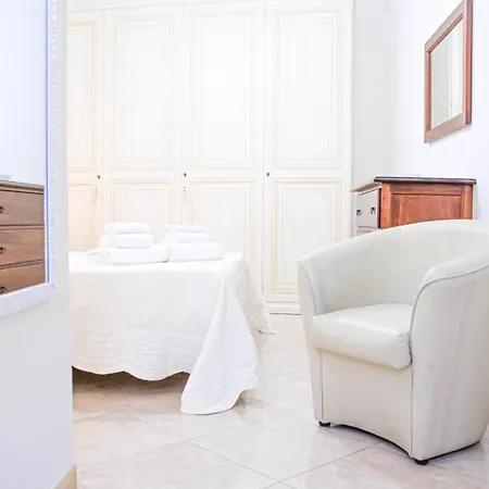 Apartment La Casa Di Zia Tonia By In Puglia Service Locorotondo